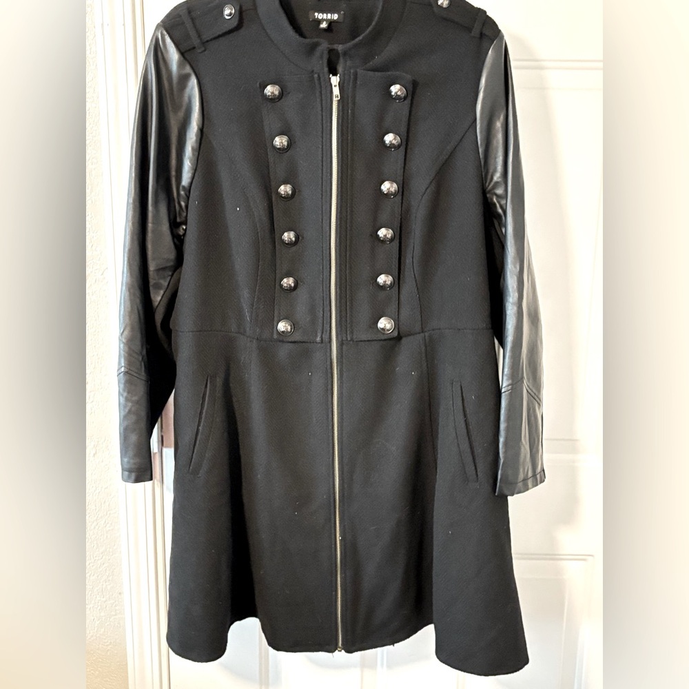 Torrid Black Women's Coat Size 4